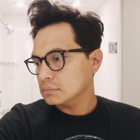 Meet your Posher, Alex - Picture 2 of 2